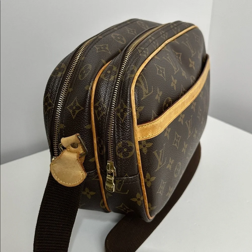 💯 Authentic Louis Vuitton Reporter  w/ Free LV Wallet🍀 - Picture 15 of 16